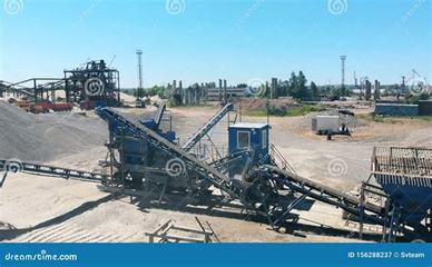 围攻大菠萝_内置0.1折武器之王_龙辰福利版